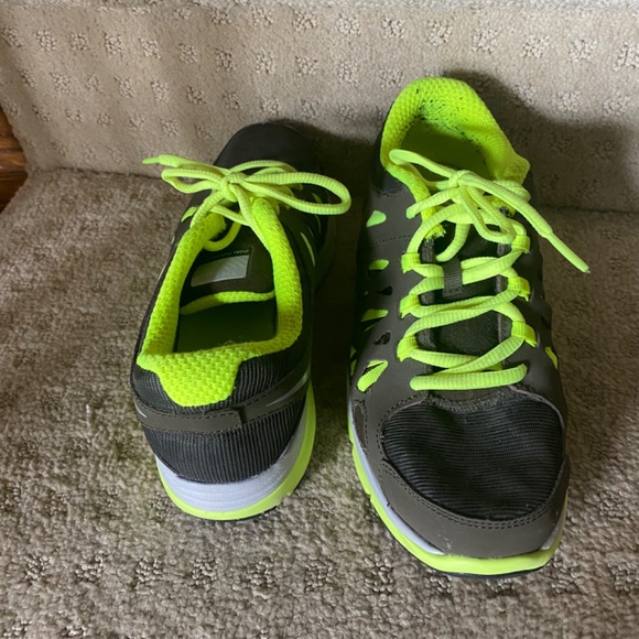 Nike running shoes - Picture 2 of 2